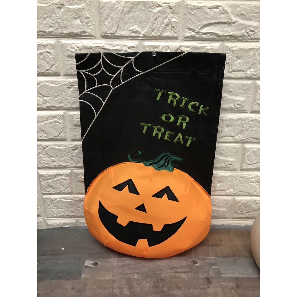 Halloween Flag Banner Small 11.5" X 18" Puffy Pumpkin Trick Or Treat Decoration‎